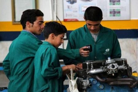 آموزش مهارتی ایران توان رقابت با چین و هند را دارد