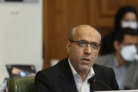 تعلل شهرداری تهران در ارسال لوایح، فرصت تصمیم‌گیری را از شورا می‌گیرد