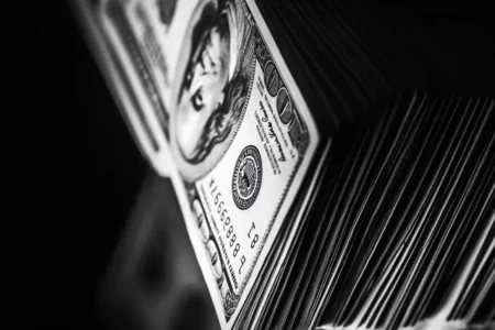 قیمت دلار امروز چهارشنبه 6 اسفند/ افزایش قیمت + جدول