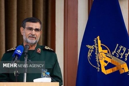 ملت ایران همچنان سدّی استوار در برابر دسیسه‌های دشمنان خواهند بود