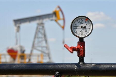 نفت در انتظار مذاکرات ژنو؛ برنت در محدوده ۷۱ دلار