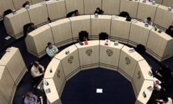 بررسی سناریوهای بازگشایی بورس در شورای عالی بورس