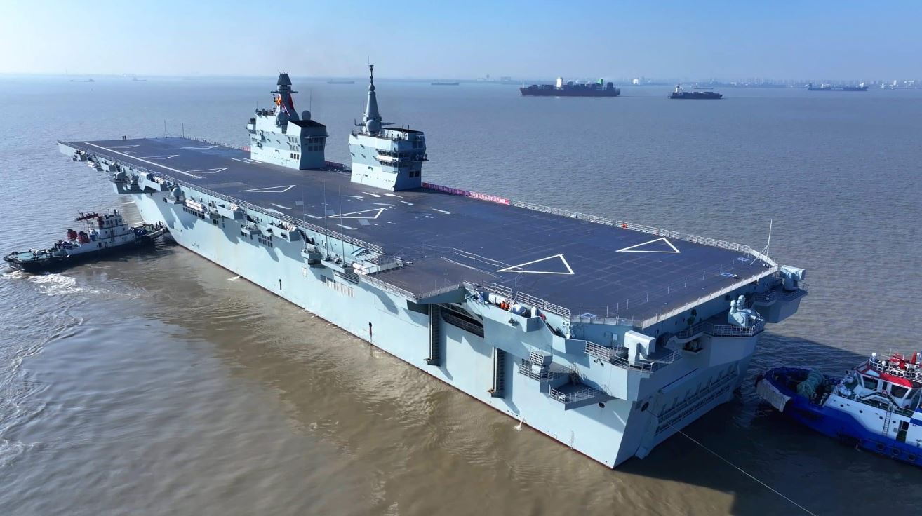 بزرگترین ناو پهپادبر جهان راهی ماموریت شد/ هدف کجاست؟ + تصاویر