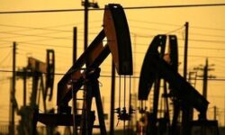 جهش قیمت نفت پس از فعال شدن پدافند در تهران