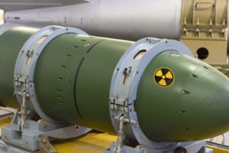 لحظه مخوف انفجار بمب اتم در دریا / این تصویر وحشتناک است! + عکس