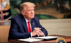 هشدار عجیب ترامپ در تروث سوشال خطاب به ایران / ماجرای عکس مرموز چیست؟