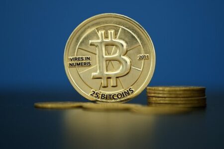 آخرین وضعیت بازار رمزارزها در جهان / جزئیات ارائه وام با پشتوانه بیتکوین اعلام شد