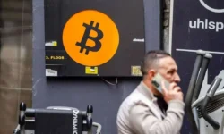 بیتکوین از جمع ۱۰ دارایی برتر خارج شد