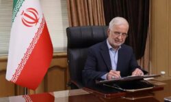 مومنی: ملت ایران در برابر تهدید دشمنان استوار ایستاده است