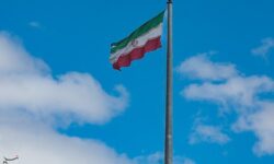 هوای قابل‌قبول تهران با شاخص 77