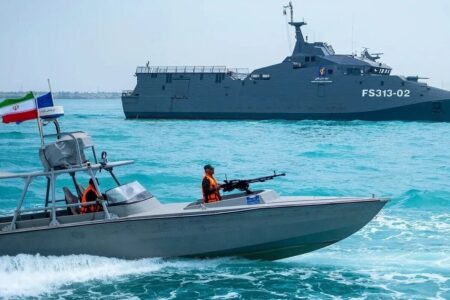 فوری/ مدیریت تنگه هرمز به ایران و عمان واگذار شد