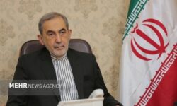 ولایتی: انتخاب با شماست؛ توقف حماقت یا ورود به موازنه دو تنگه
