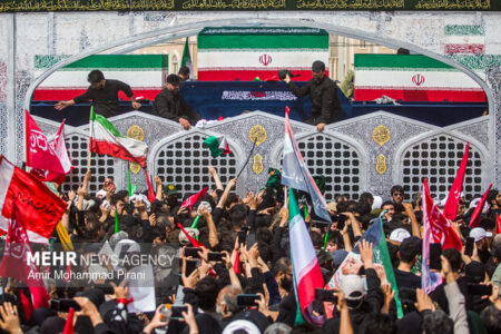 بدرقه امام خامنهای، هزینهی شیعه را برای دشمن «غیرقابل تصور» میکند