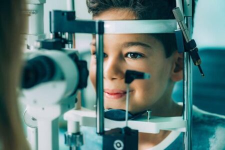 تبعات عدم پوشش بیمهای خدمات اپتومتری؛ تهدید سلامت بینایی جامعه