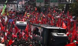 حضور وزیر آموزش‌وپرورش در مراسم تشییع رهبر شهید انقلاب/عکس