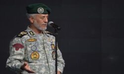 دریادار سیاری: سواحل ایران جهنم بی بازگشت برای نیروهای خارجی است