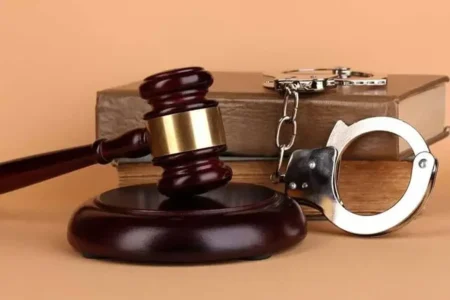 قتل هولناک در میدان میوه و ترهبار خانیآباد / قاتل فراری خیلی زود دستگیر شد