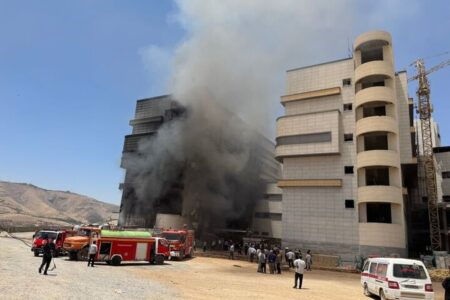 مهار حریق در بیمارستان نیایش / جزئیات حادثه در خرمآباد