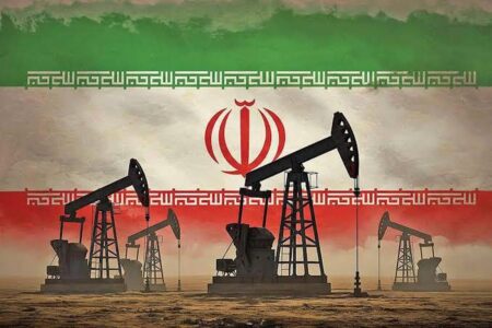 نفت ایران بدون مشتری ماند / چین و هند میدان را خالی کردند