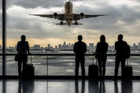 حمله دشمن به فرودگاه ایرانشهر ۳ همت خسارت برجا گذاشت