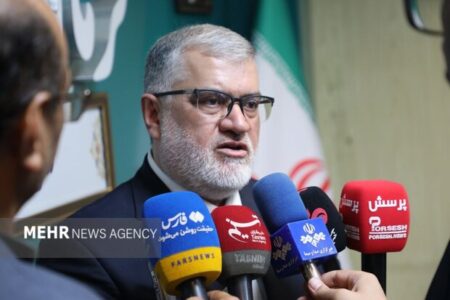 ۱۲۰۰مدرسه و ۷۰۰ مسجد در استان تهران به سامانه‌های خورشیدی مجهز می شوند