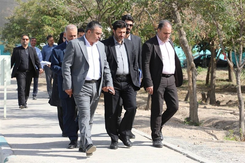 جبران کمبود سرانه فضای سبز مناطق کم برخوردار در پروژههای «مدرسه شهر» شهرداری تهران ,