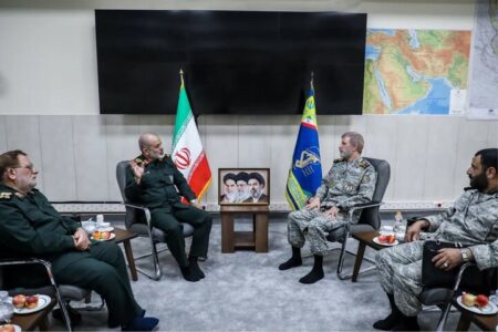 سرلشکر وحیدی: ارتش اسرائیل بدون آمریکا در زمانی کوتاه فرو میپاشد
