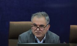 شرکتهای دارویی برای تأمین اقلام مهر ماه اقدام کنند